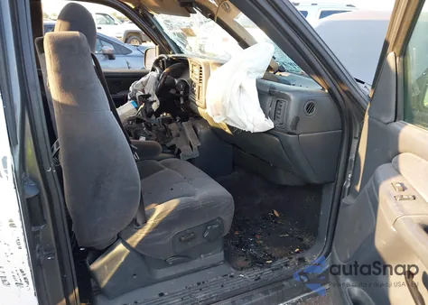 2002 Chevrolet Silverado 1500 Ls from USA, damaged, VIN 2GCEC19T021369061